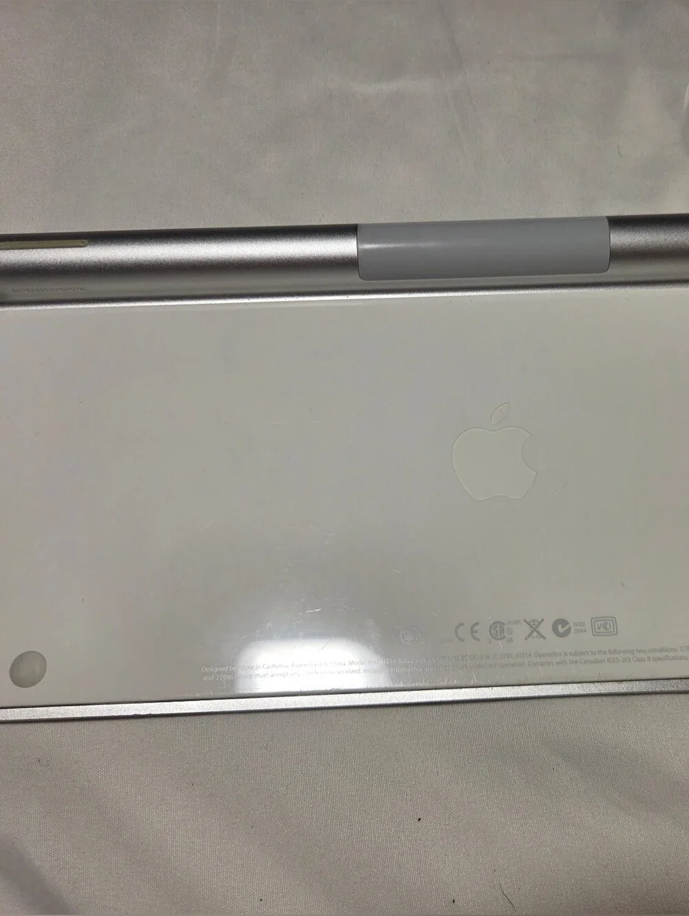 Wireless Aluminum Bluetooth Keyboard — Silver
